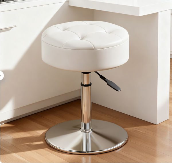 Heavy-duty chrome-plated base with non-slip rubber ring supports up to 300 lbs.